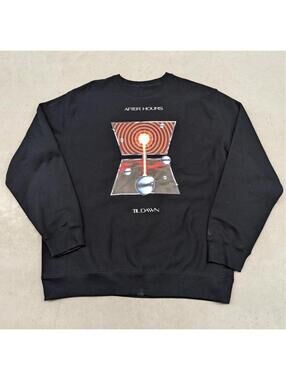 2022 The Weekend XO After Hours Till Dark tour sweater